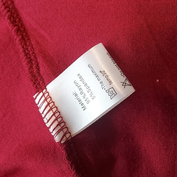 DB Moon Burgundy Ruffle Sleeve Dress size large - Picture 6 of 6